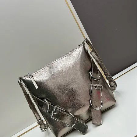 ジバンシィ ハンドバッグ