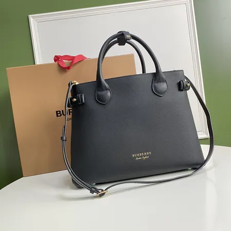 バーバリー ス ハンドバッグ