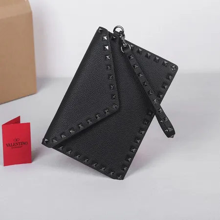 ヴァレンティノ ハンドバッグ