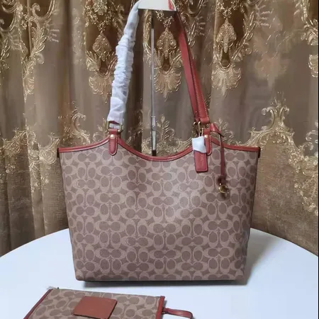 コーチ ショルダーバッグ