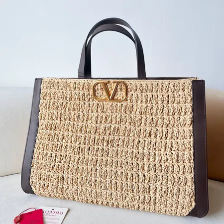 ヴァレンティノ ハンドバッグ