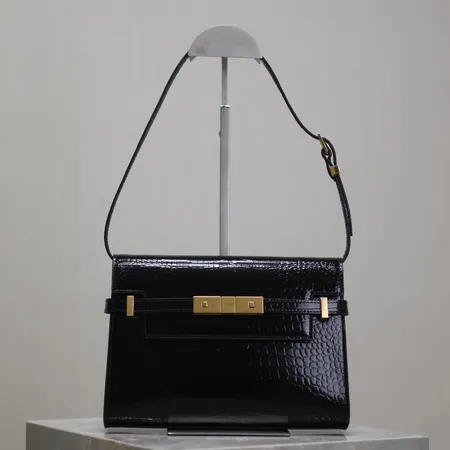 プラダ ショルダーバッグ