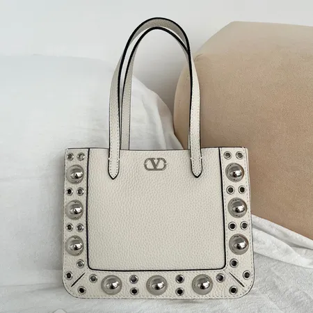 ヴァレンティノ ハンドバッグ