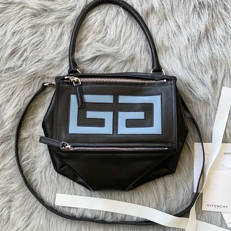 ジバンシィ ハンドバッグ