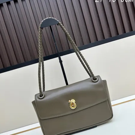 ボッテガ ヴェネタ ショルダーバッグ