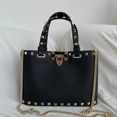 ヴァレンティノ ハンドバッグ