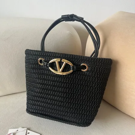 ヴァレンティノ ハンドバッグ