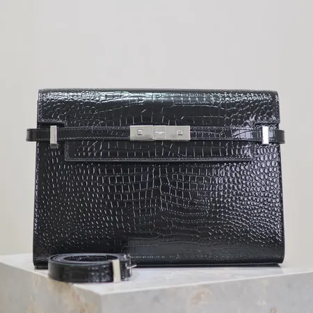 プラダ ショルダーバッグ