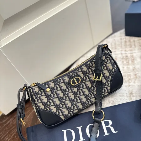 ディオール ショルダーバッグ