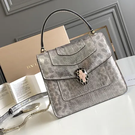 ボッテガ ヴェネタ ハンドバッグ