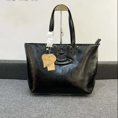 ヴィヴィアン・ウエストウッド ハンドバッグ