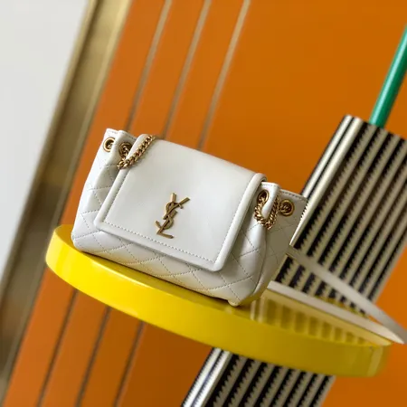 イブサンローラン ショルダーバッグ