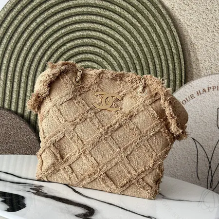 シャネル ハンドバッグ