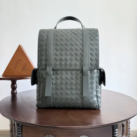 ボッテガ ヴェネタ リュックサック