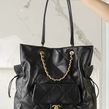 シャネル ハンドバッグ