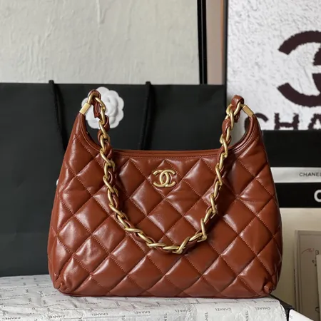 シャネル ハンドバッグ