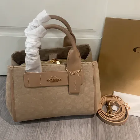コーチ ハンドバッグ