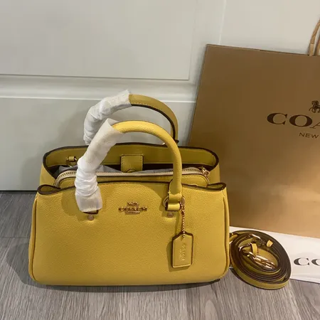 コーチ ハンドバッグ