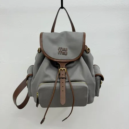 ミュウミュウ リュックサック