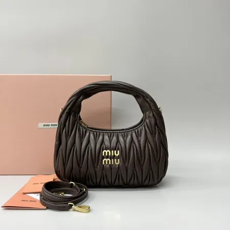 ミュウミュウ ショルダーバッグ