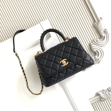 シャネル ハンドバッグ