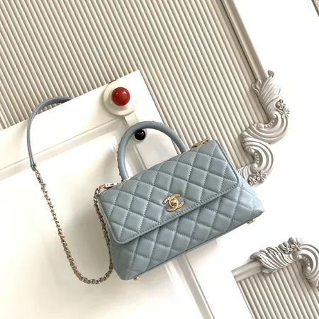 シャネル ハンドバッグ