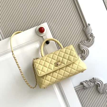 シャネル ハンドバッグ