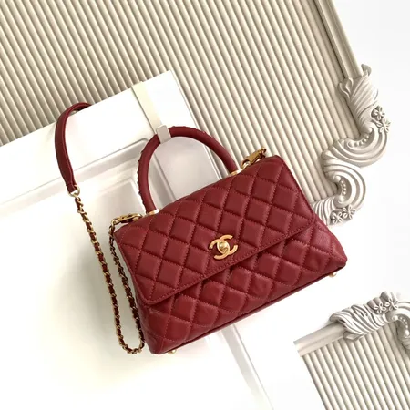 シャネル ハンドバッグ