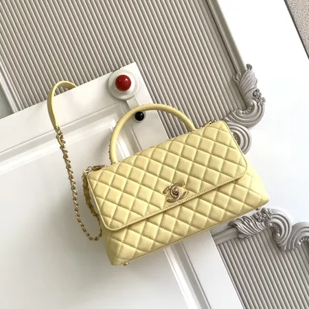 シャネル ハンドバッグ