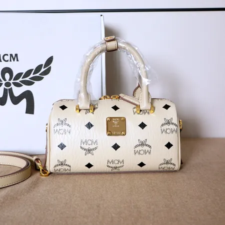 エムシーエム ハンドバッグ