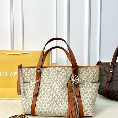 マイケルコース ハンドバッグ