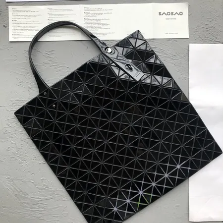 イッセイ ミヤケ ハンドバッグ