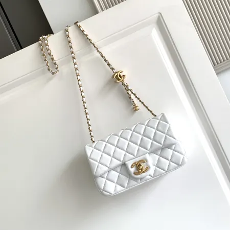 シャネル ショルダーバッグ