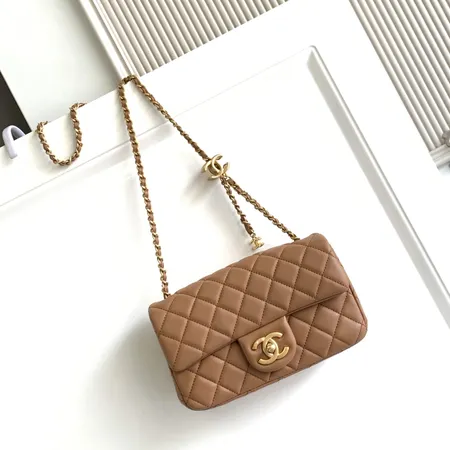 シャネル ショルダーバッグ