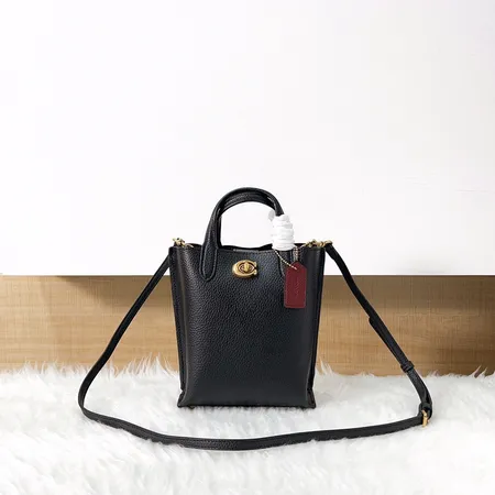 コーチ ハンドバッグ