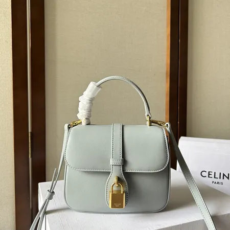 セリーヌ ショルダーバッグ