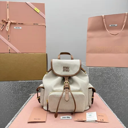 ミュウミュウ リュックサック