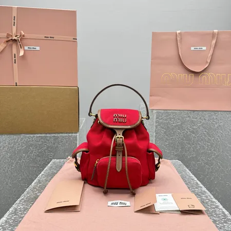 ミュウミュウ リュックサック