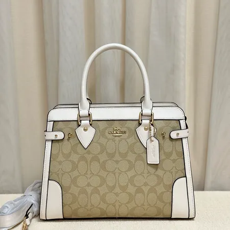 コーチ ハンドバッグ