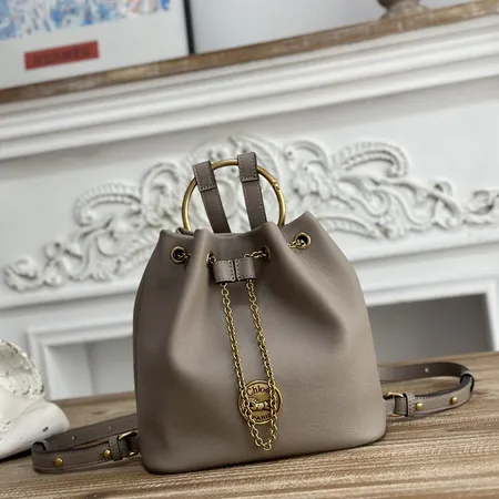 ボッテガ ヴェネタ リュックサック