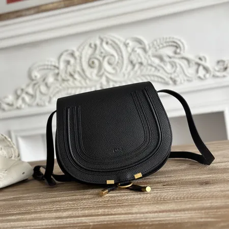 クロエ ショルダーバッグ