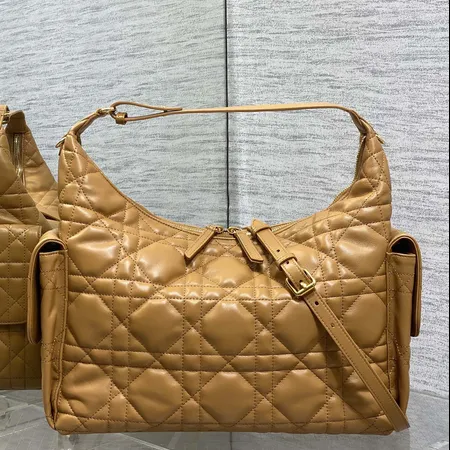 ディオール ショルダーバッグ