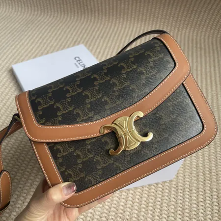 セリーヌ ショルダーバッグ