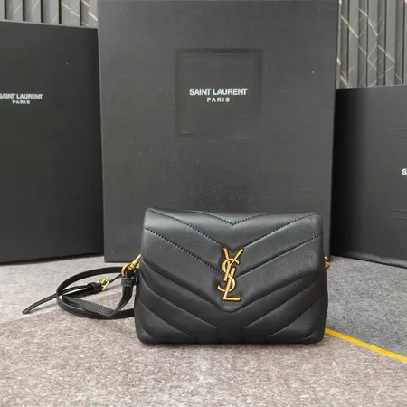 イブサンローラン ショルダーバッグ