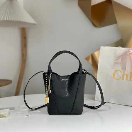 クロエ ハンドバッグ