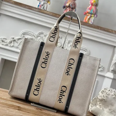 クロエ ハンドバッグ