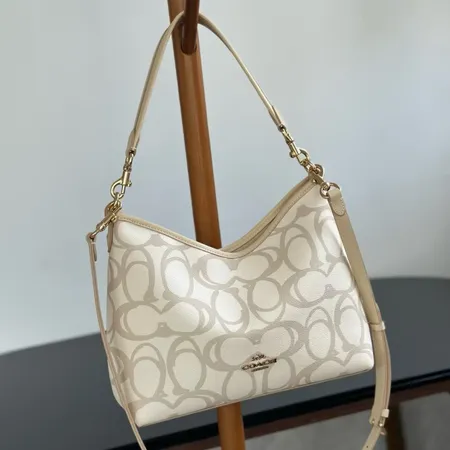 コーチ ショルダーバッグ