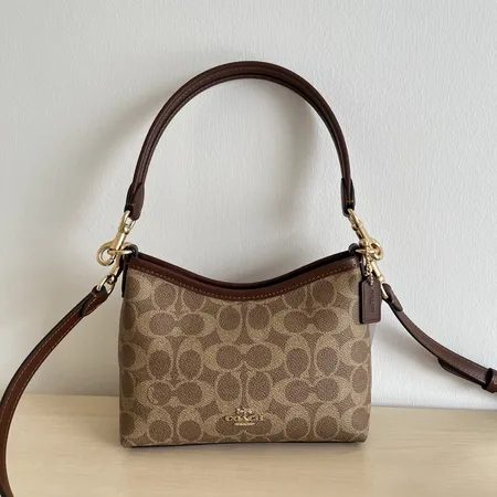 コーチ ショルダーバッグ