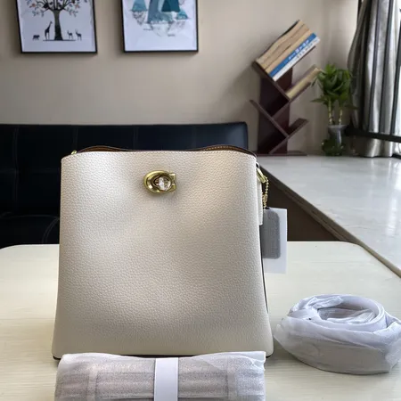 コーチ ショルダーバッグ