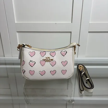 コーチ ショルダーバッグ